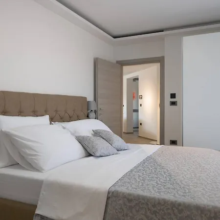 Holiday home Speranza Fuer 10 Personen *