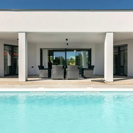 Holiday home Speranza Fuer 10 Personen *