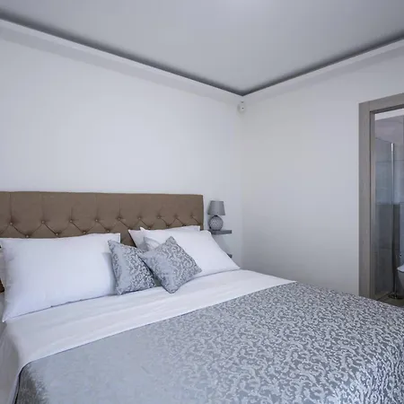 Holiday home Speranza Fuer 10 Personen *