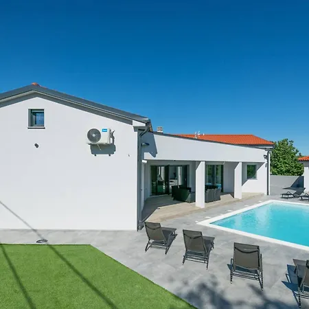 Speranza Fuer 10 Personen Holiday home *